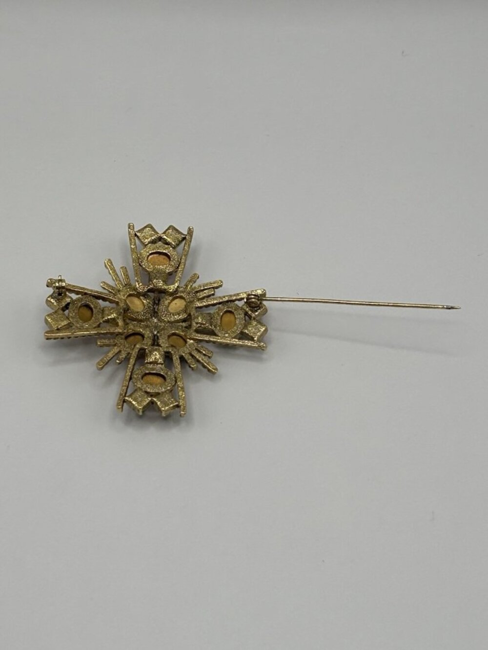 BYZANTINE MALTESE Cross Brooch Gold Tone Pink Red Purple Violet Cabochon Crystal - Picture 12 of 14